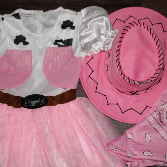 Cowgirl Halloween Costume for Toddler - Picture 2 of 7